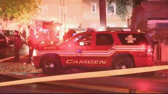 06VO_CAMDEN-3-ALARM-FIRE_frame_181.png 