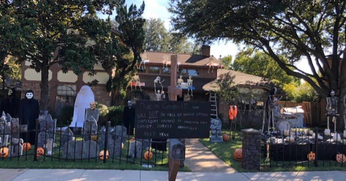 Photos: Neighborhoods across Arlington go all out for Halloween this year