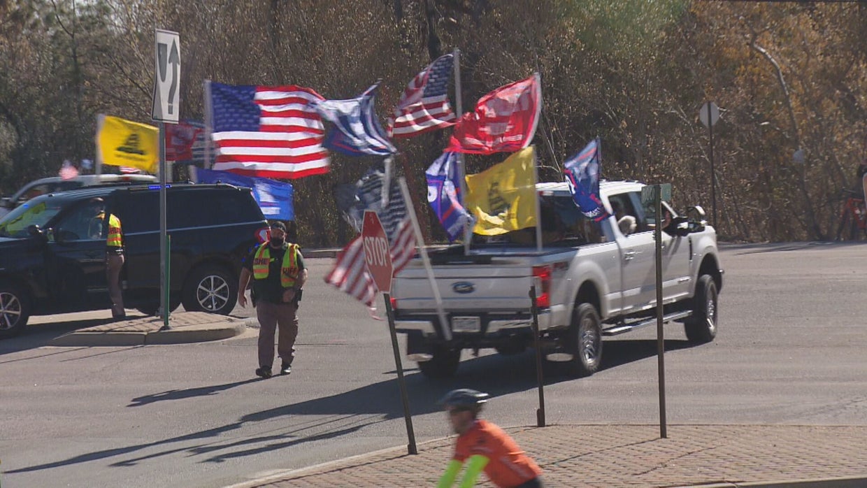 TRUMP-DRIVING-RALLY-RS-RAW-01-concatenated-132032_frame_20128.jpeg 