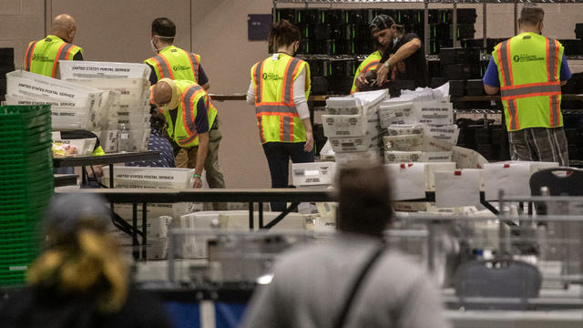 philadelphia-ballot-counting.jpg 