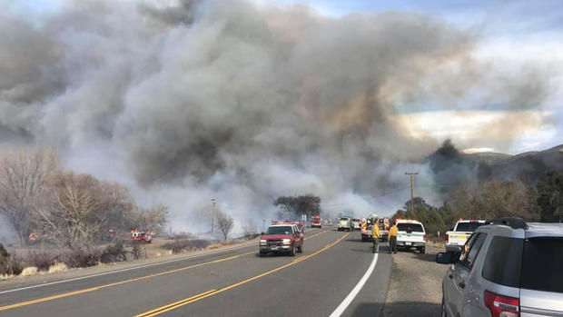 Mountain View Fire burning in Mono County 