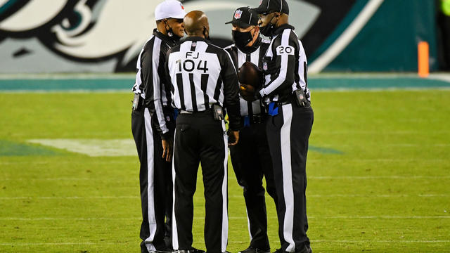 NFL-referee.jpg 