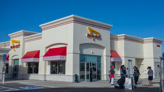 in-n-out-burger-22.jpg 