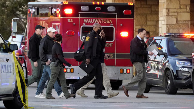 Mall shooting Wisconsin 