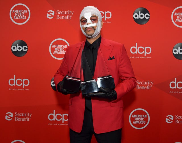 2020 American Music Awards - Backstage 