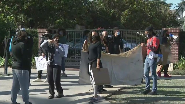 blm-garcetti-protest.jpg 