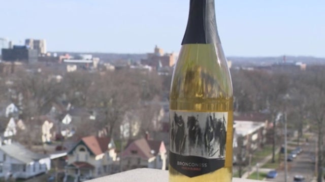 studentwine.jpg 