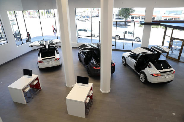 Telsa Opens New Flagship Store In San Francisco 