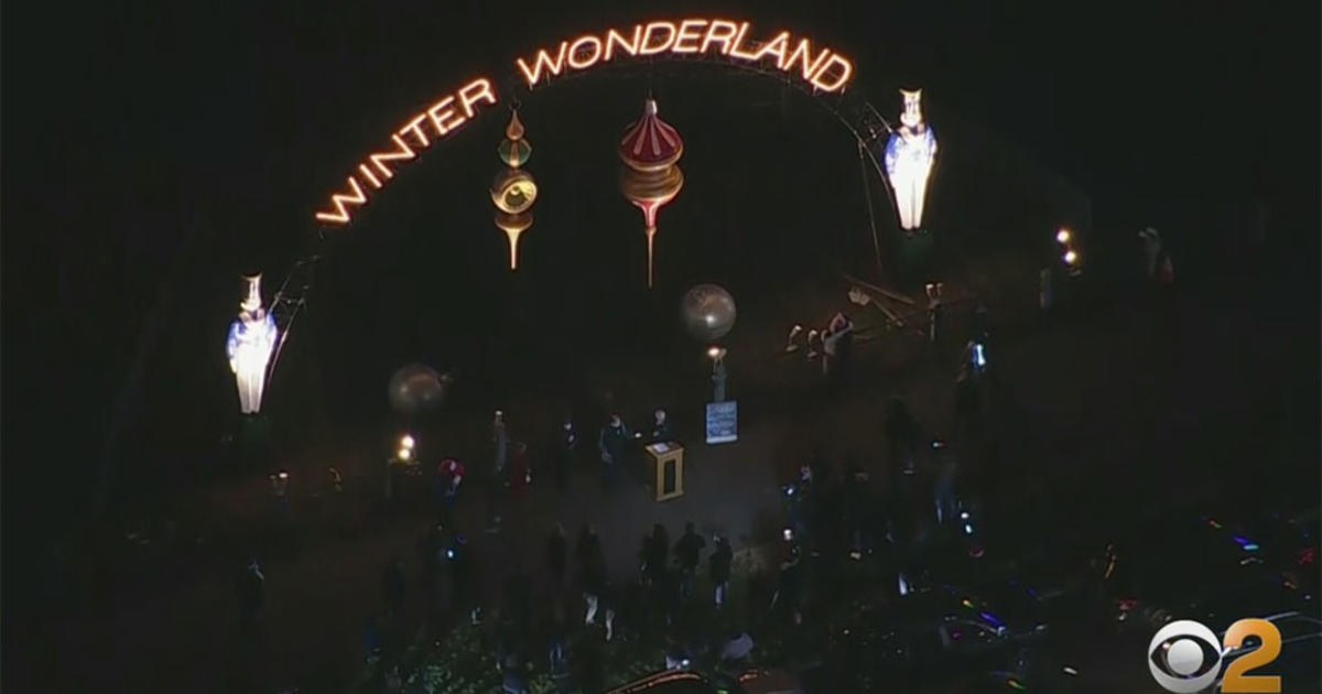 Westchester's Winter Wonderland Holiday Light DriveThru Opens For