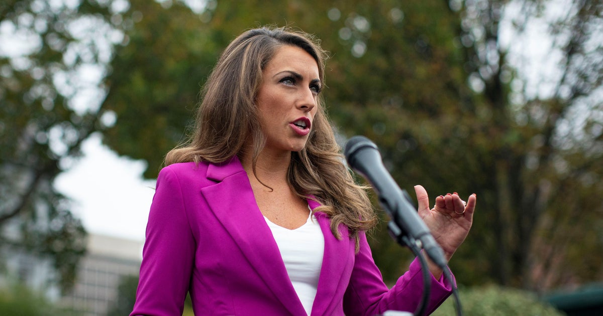 White House communications director Alyssa Farah resigns CBS News