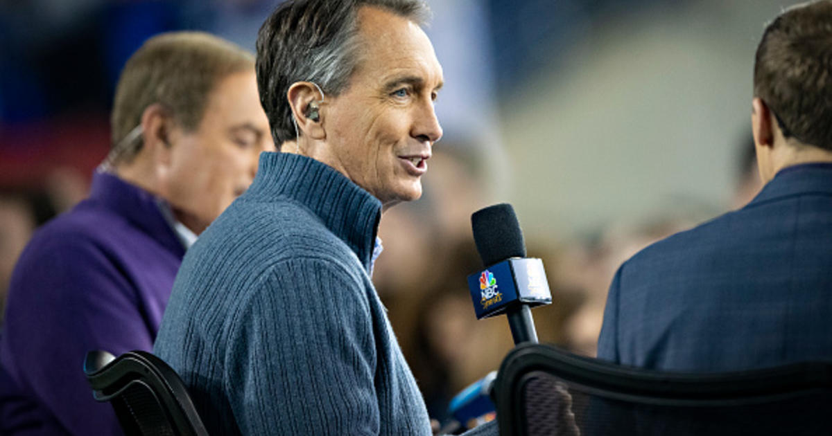 NFL fans stunned at Cris Collinsworth's rude comment about player's 'taste'  during Eagles win over Cowboys