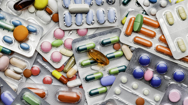 Pills-Drugs.jpg 