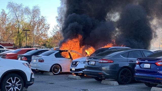 lincoln-hs-car-fire.jpg 