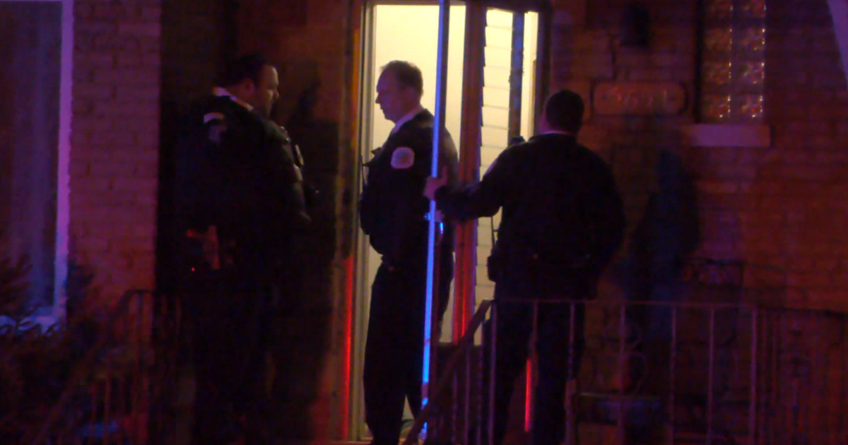 Off Duty Chicago Police Officer Shoots Kills Son During Domestic Related Incident In Garfield 7106