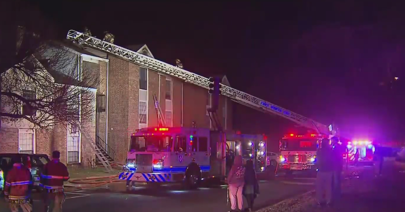 Apartment Fire Damages Multiple Units In Fort Worth - CBS Texas