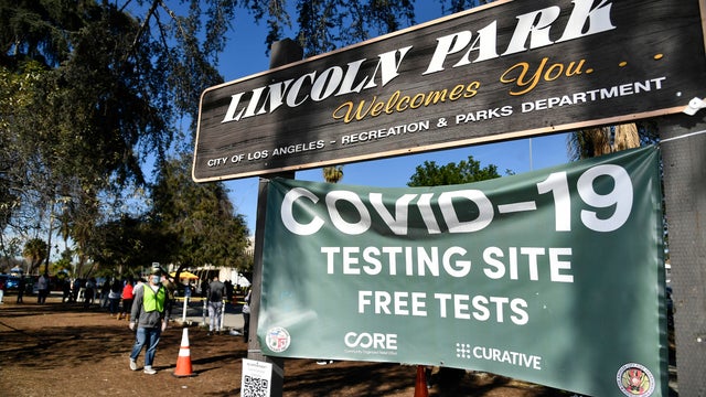 Mayor Eric Garcetti Visits Coronavirus Vaccination Site In Los Angeles With CORE Chairperson Sean Penn And CEO Ann Lee 