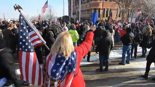 protest-vs-minnesota-bar-covid-penalties-010321-interchange-wine-and-coffee-bistro-i.jpg 