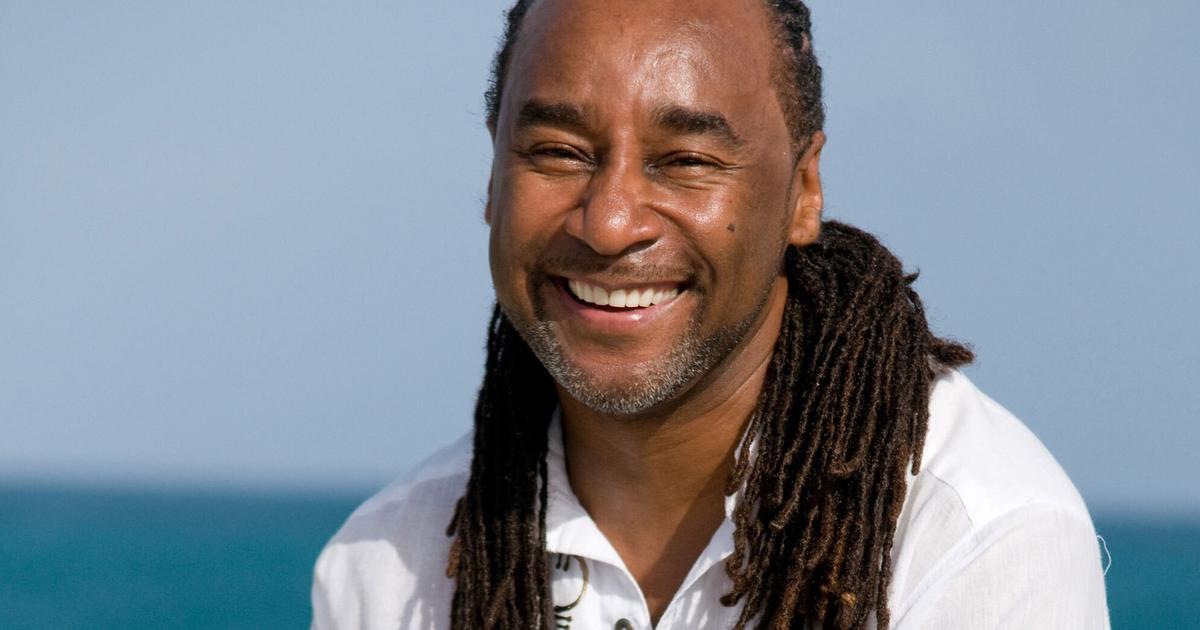 Best-Selling Novelist Eric Jerome Dickey Dies Of Cancer, At 59 - CBS ...