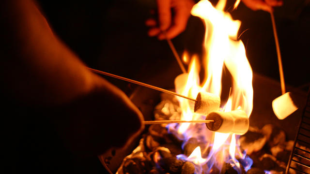campfire.jpg 