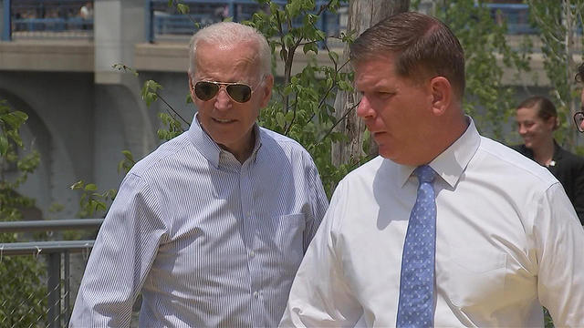 biden-walsh.jpg 