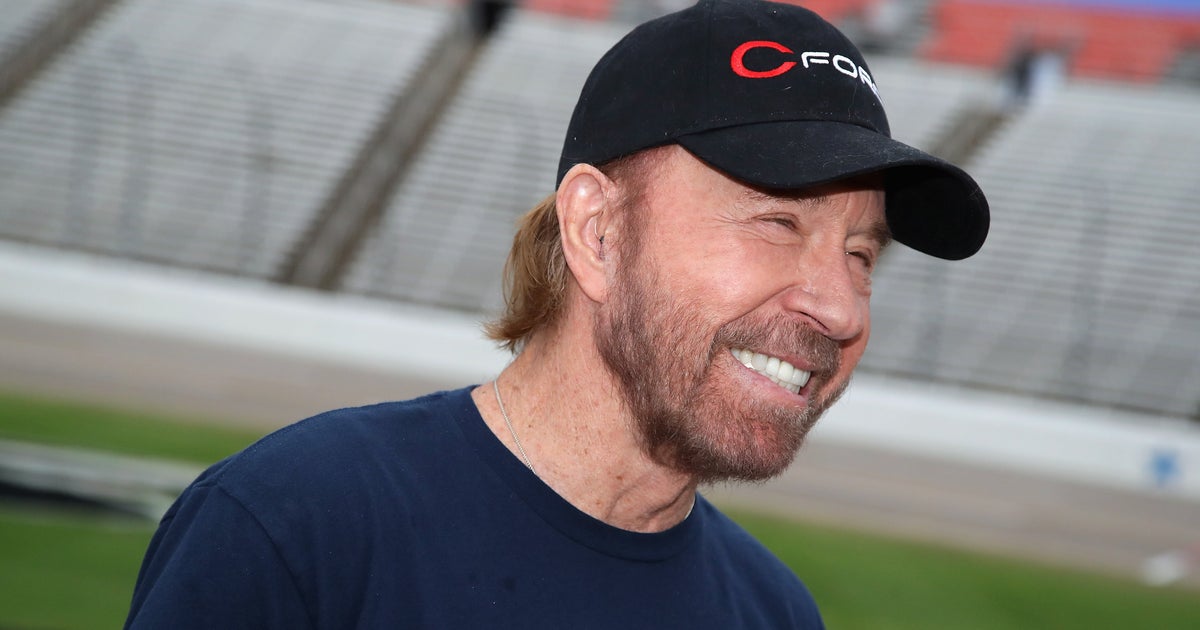 Chuck Norris Was Home On His Texas Range, NOT At U.S. Capitol Riot ...