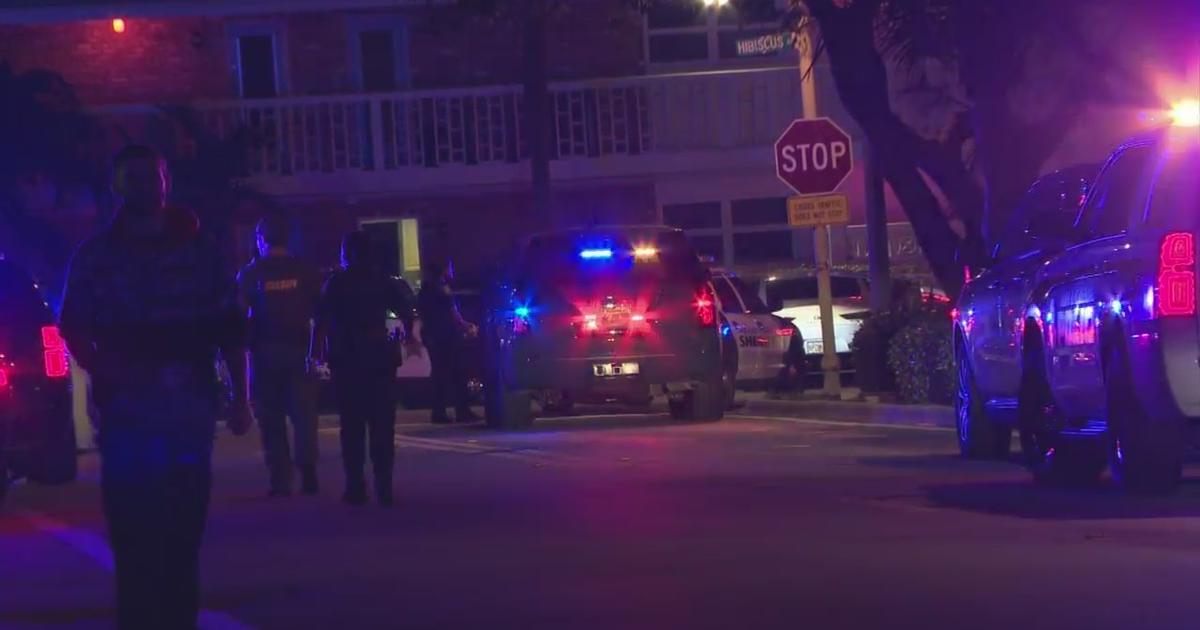 Woman Shot In Fort Lauderdale Husband Injured In Car Crash Cbs Miami