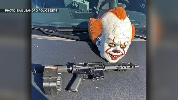 AR-15, Clown Mask Found During Traffic Stop in San Leandro 
