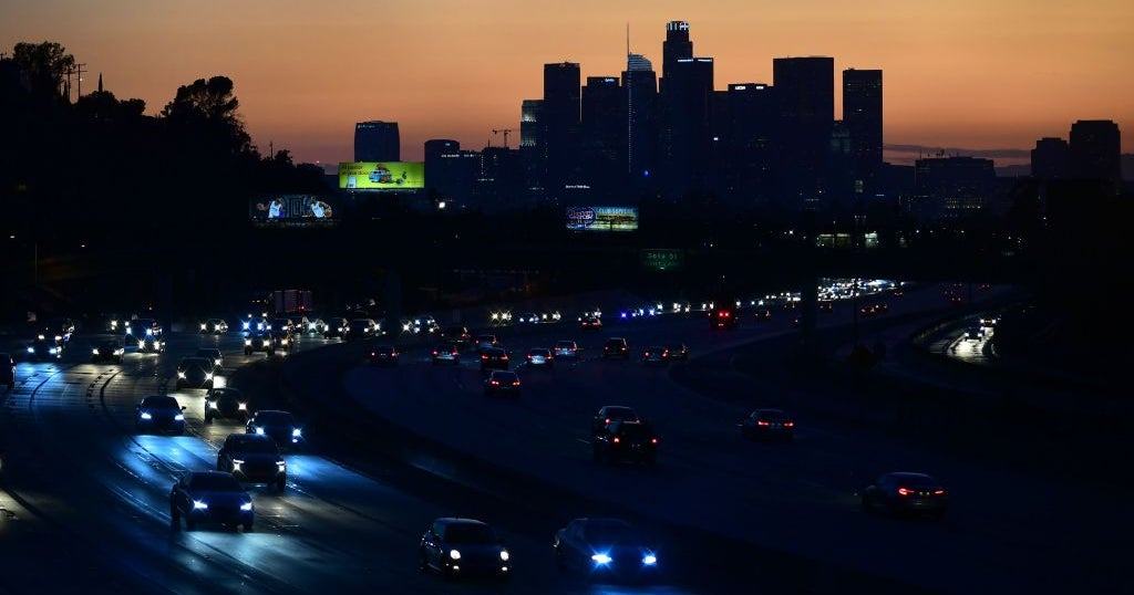 COVID-19 Variant First Found In UK Detected In Los Angeles - CBS Sacramento