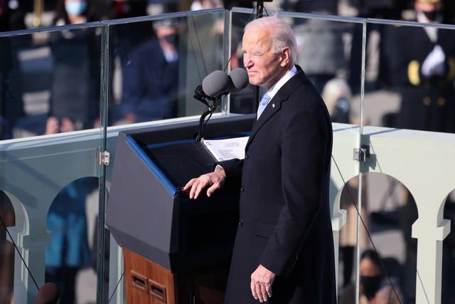 P20210929AS-0913, President Joe Biden greets the Washington…