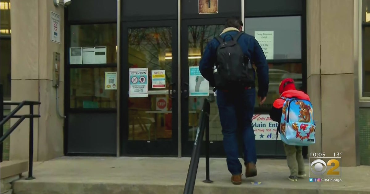 Chicago Public Schools Plan To Return To In-Person Learning Monday, But ...