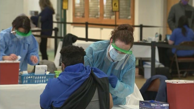 teacher-vaccine.jpg 
