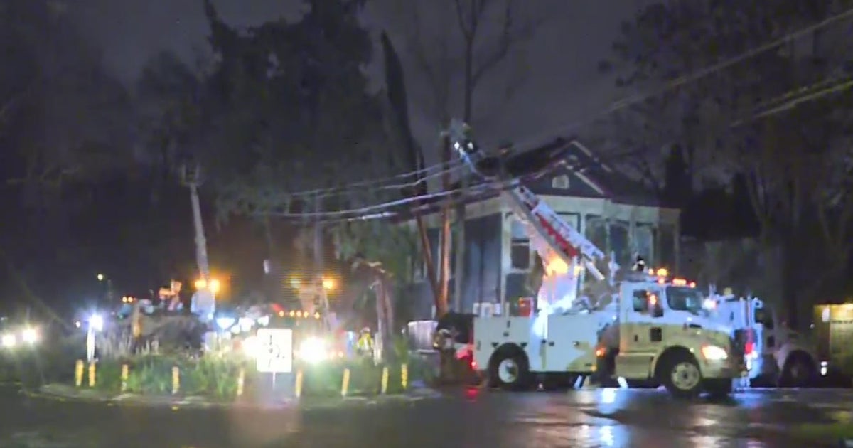Crews Work Quickly To Restore Power To Thousands Ahead Of More Storms ...