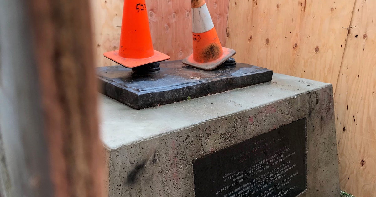 Indian Government Calls For Investigation Into Vandalized Gandhi Statue