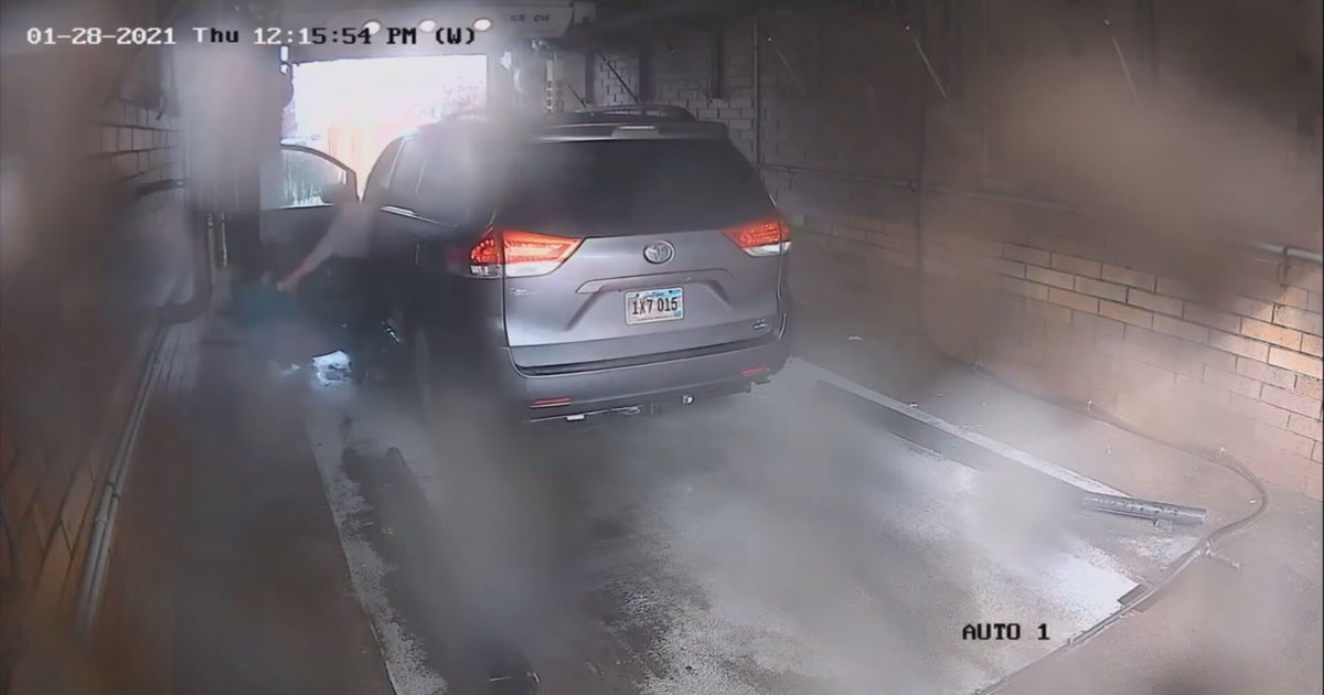 Littleton Police Search For Car Wash Carjacking Suspect CBS Colorado