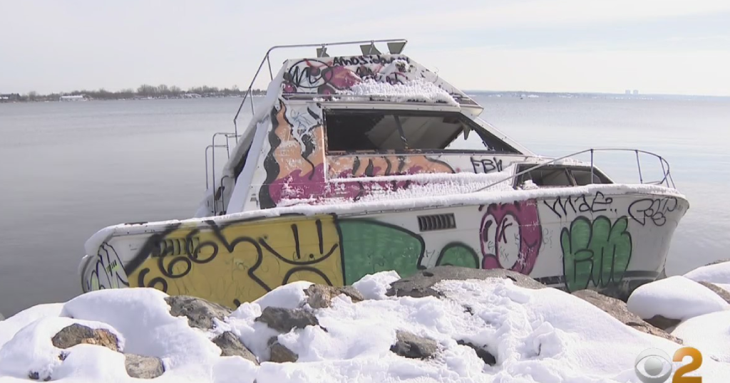 Abandoned Boats Along New York City's Shorelines Pose Safety Problems