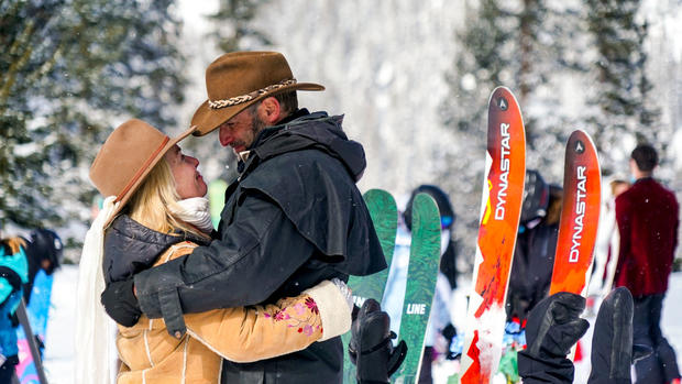 Loveland-Ski-Areas-30th-Annual-Mountaintop-Matrimony-5.jpg 
