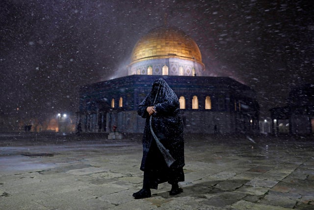 TOPSHOT-PALESTINIAN-HEALTH-VIRUS-WEATHER-SNOW 