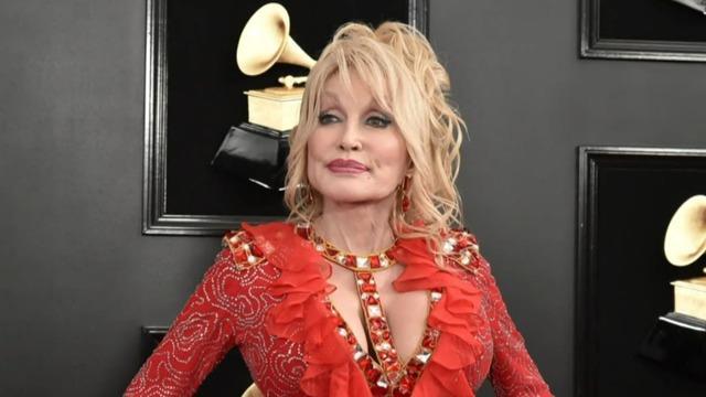 cbsn-fusion-dolly-parton-statue-tennessee-thumbnail-649400-640x360.jpg 