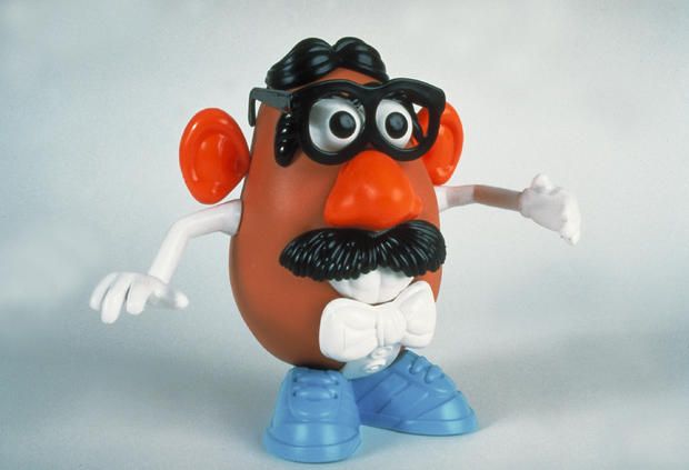 Mr. Potato Head toy w. detachable access 