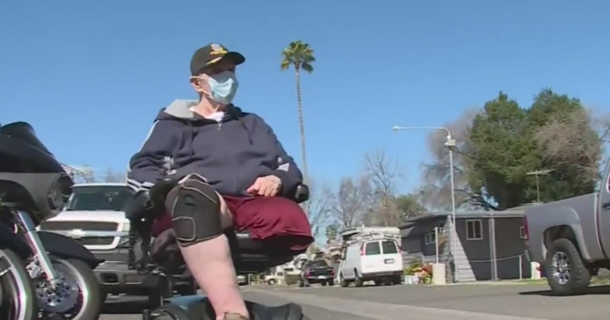 Maui's Dog House In North Wildwood CBS Philadelphia