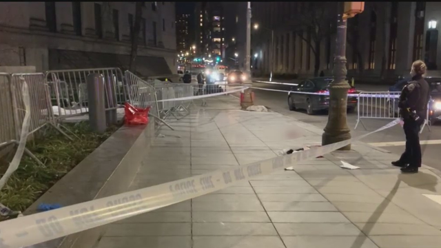 asian-man-stabbed-lower-manhattan.png 