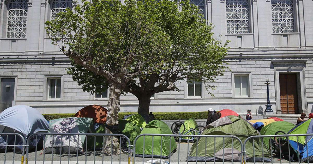 Judge bars San Francisco from clearing homeless camps