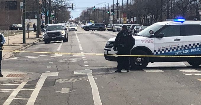Chicago Police Sergeant Shot, Wounded Outside Gresham District Police ...