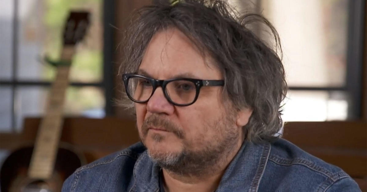 Wilco frontman Jeff Tweedy begins donating 5% of royalties to