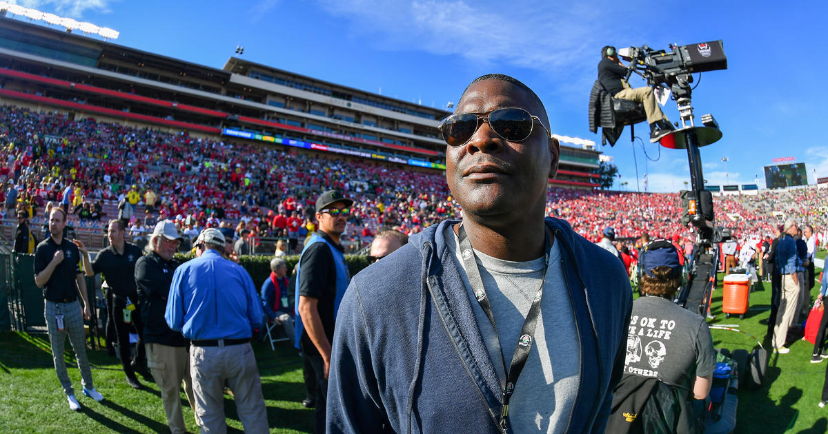 Keyshawn Johnson retires, joins ESPN