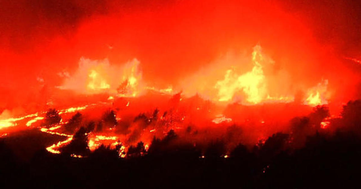 Wildfire destroys Oklahoma homes, began as controlled burn - CBS News