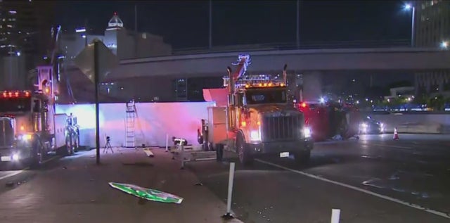 Big-Rig Carrying 80K Pounds Of Beef Overturns On 101 Freeway