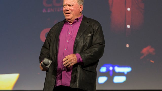 shatner.jpg 