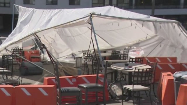 restaurant-tents.jpg 