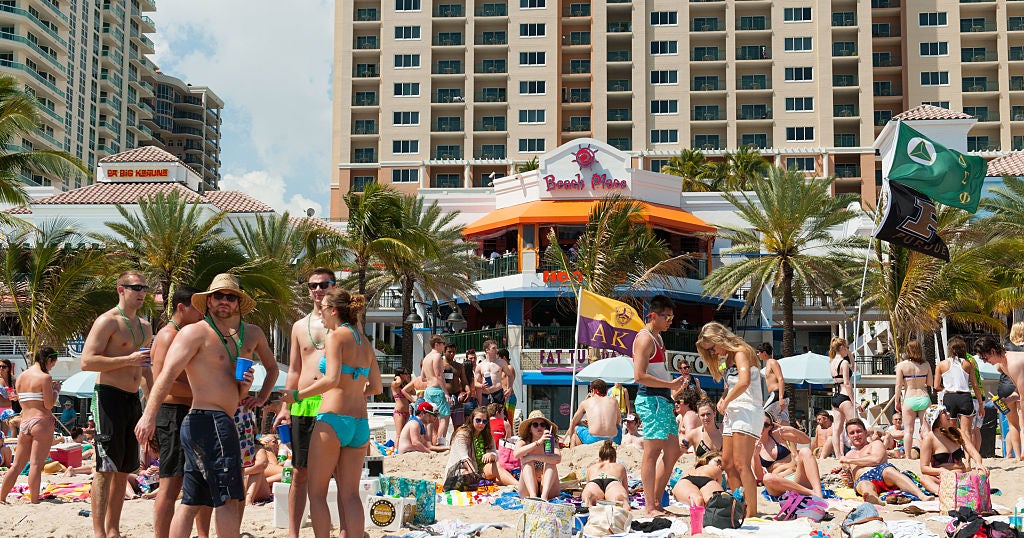 Florida saw record-breaking visitor surge last year Florida saw record-breaking visitor surge last year